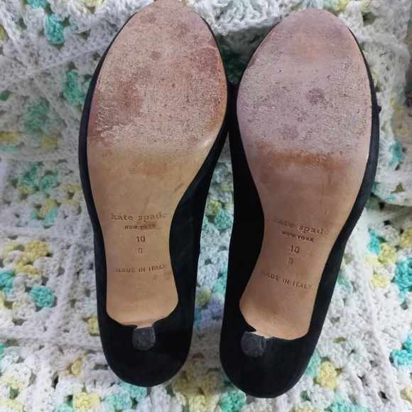 Kate Spade Women's Ruffle Suede Black Peep Toe Heels Size 10 US - Picture 9 of 16